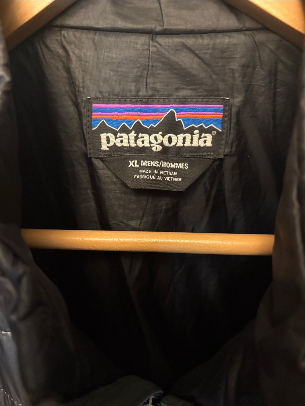 Men’s Patagonia Black Nano Puff Jacket XL - Picture 2 of 4